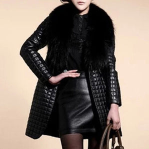 Avencea - Elegant Women's Coat with Luxurious Faux Fur Collar