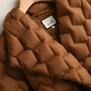 Brown quilted puffer jacket, lightweight insulated men's coat, displayed on a wooden surface with shades of beige and brown, highlighting its comfort and design.