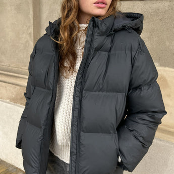 Neo Noir Jakke - Fox Puffer - Black